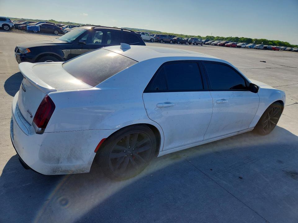 47815616 :رقم المزاد ، 2C3CCAPJ6PH542433 vin ، 2023 Chrysler 300c مزاد بيع
