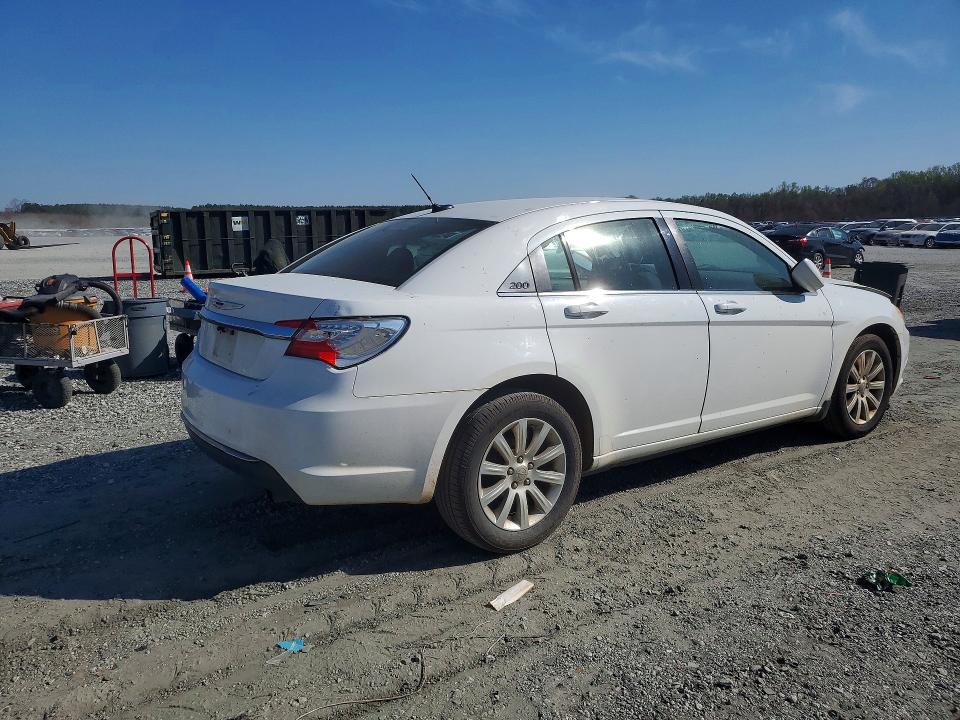 Продажа на аукционе авто 2013 Chrysler 200, vin: 1C3CCBBB8DN694139, номер лота: 46469636