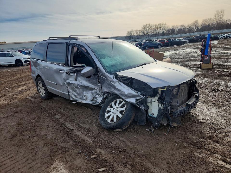 79527575 :رقم المزاد ، 2C4RC1BG5GR113974 vin ، 2016 Chrysler Town & Country مزاد بيع