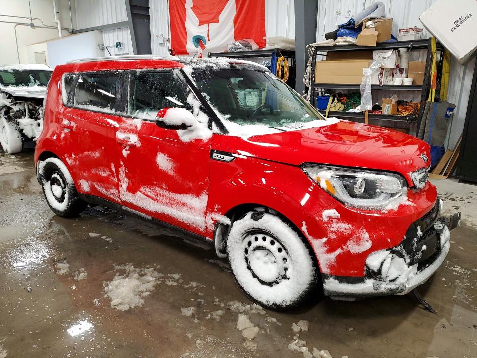 2017 Kia Soul მანქანა იყიდება აუქციონზე, vin: KNDJP3A55H7886749, აუქციონის ნომერი: 41801056