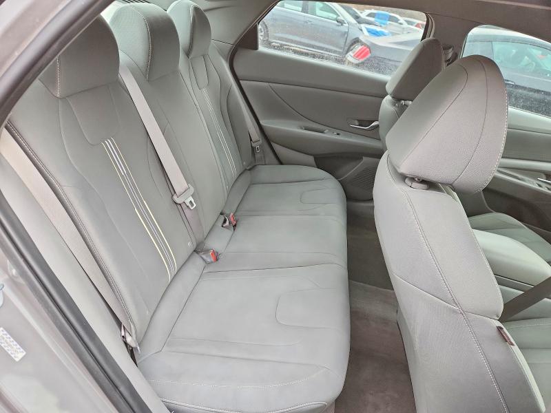 2023 Hyundai Elantra მანქანა იყიდება აუქციონზე, vin: KMHLM4AG6PU512977, აუქციონის ნომერი: 79443705