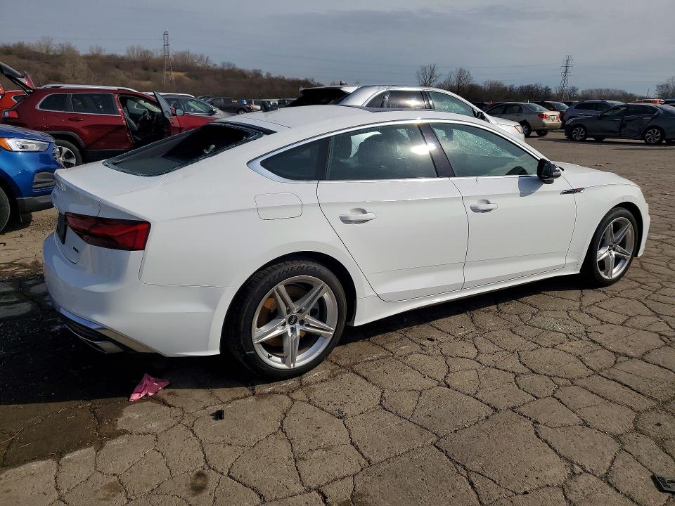 Продажа на аукционе авто 2021 Audi A5, vin: WAUDACF57MA044352, номер лота: 46697306