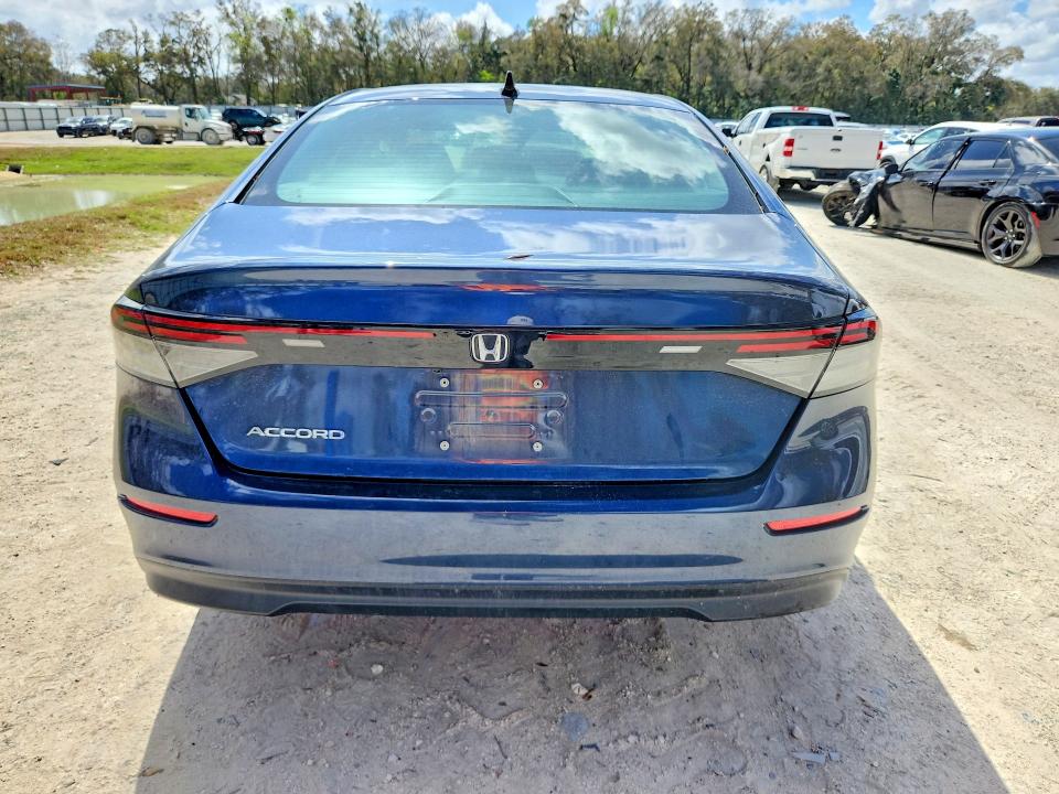 79961745 :رقم المزاد ، 1HGCY1F41SA000657 vin ، 2025 Honda Accord مزاد بيع