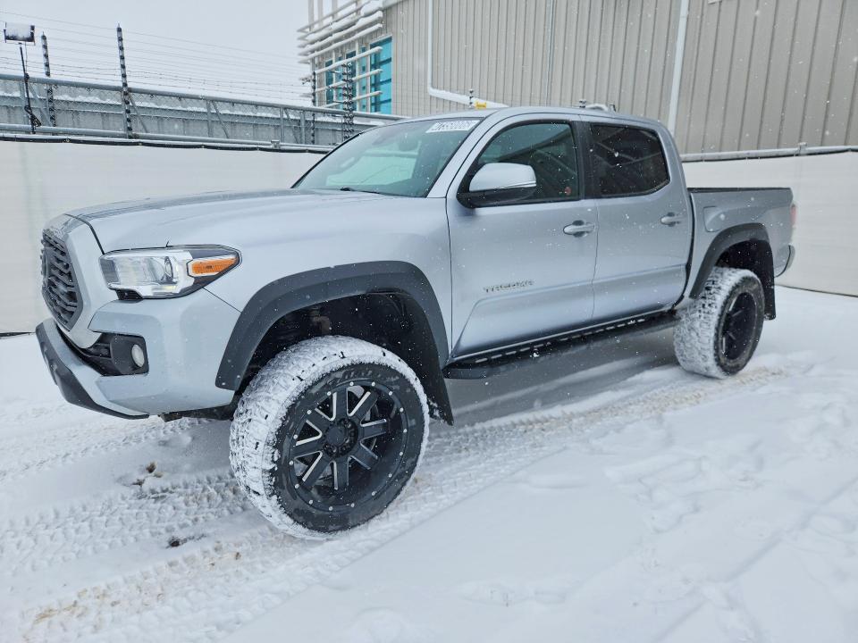 47358006 :رقم المزاد ، 3TYCZ5ANXNT058071 vin ، 2022 Toyota Tacoma مزاد بيع