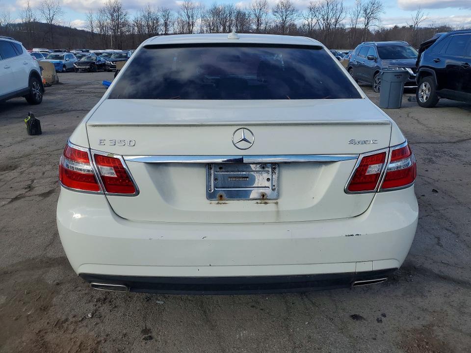 Продаж на аукціоні авто 2011 Mercedes-benz E, vin: WDDHF8HB2BA378068, номер лоту: 45882176
