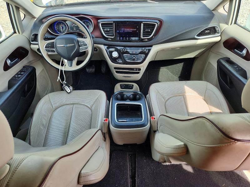 47841426 :رقم المزاد ، 2C4RC1GG1HR670696 vin ، 2017 Chrysler Pacifica مزاد بيع