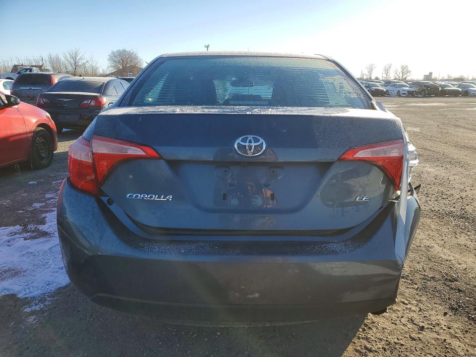 Продажа на аукционе авто 2018 Toyota Corolla, vin: 2T1BURHE2JC002745, номер лота: 78445555