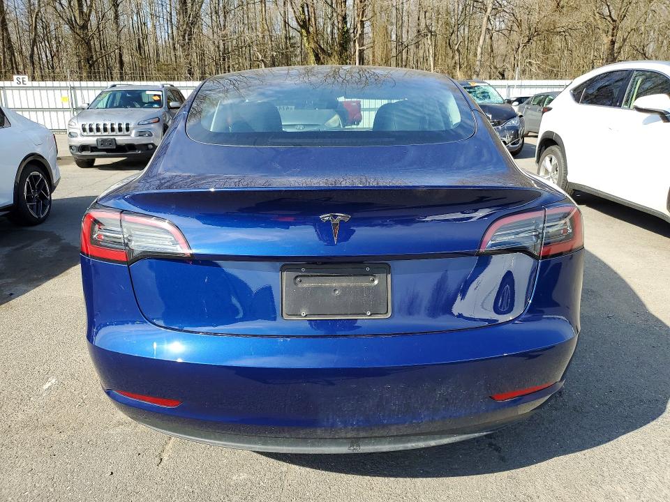 Продажа на аукционе авто 2023 Tesla Model 3, vin: 5YJ3E1EA0PF671153, номер лота: 47443716