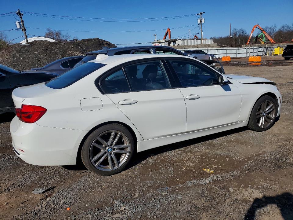 2016 Bmw 328 მანქანა იყიდება აუქციონზე, vin: WBA8E3C52GK502579, აუქციონის ნომერი: 41756866