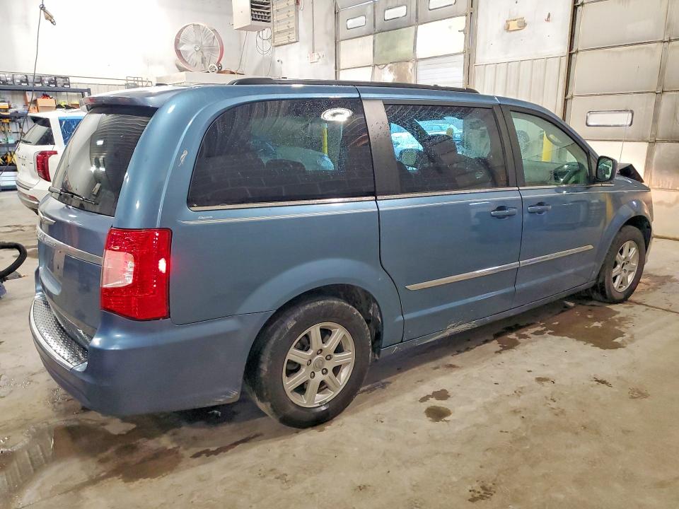 41901036 :رقم المزاد ، 2A4RR5DGXBR783476 vin ، 2011 Chrysler Town & Country مزاد بيع