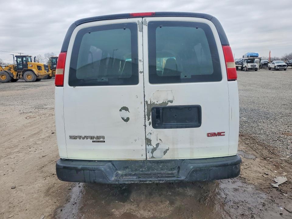 79347425 :رقم المزاد ، 1GJHG39U061129809 vin ، 2006 Gmc Savana مزاد بيع