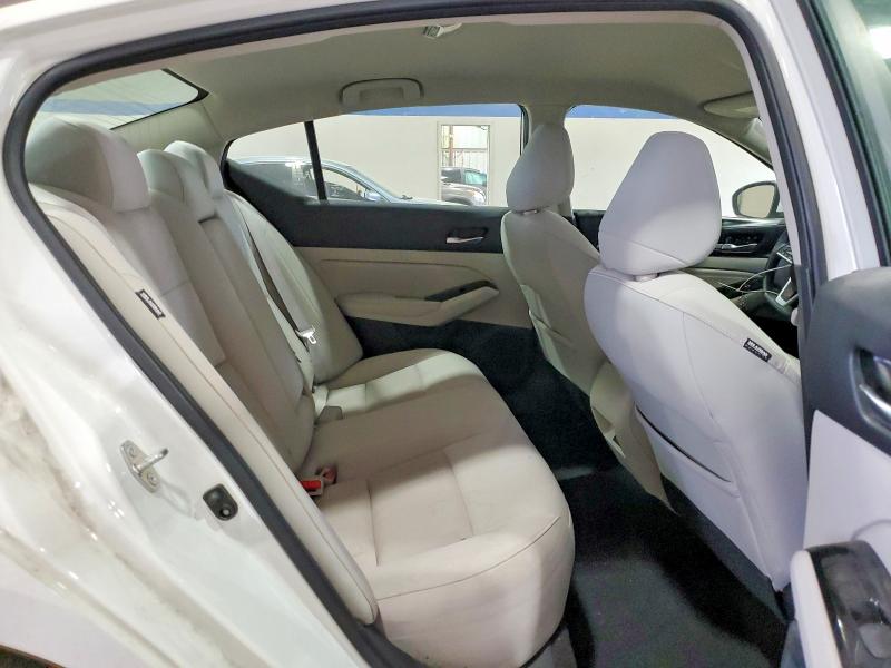 Продажа на аукционе авто 2021 Nissan Altima, vin: 1N4BL4DV3MN415602, номер лота: 47772386