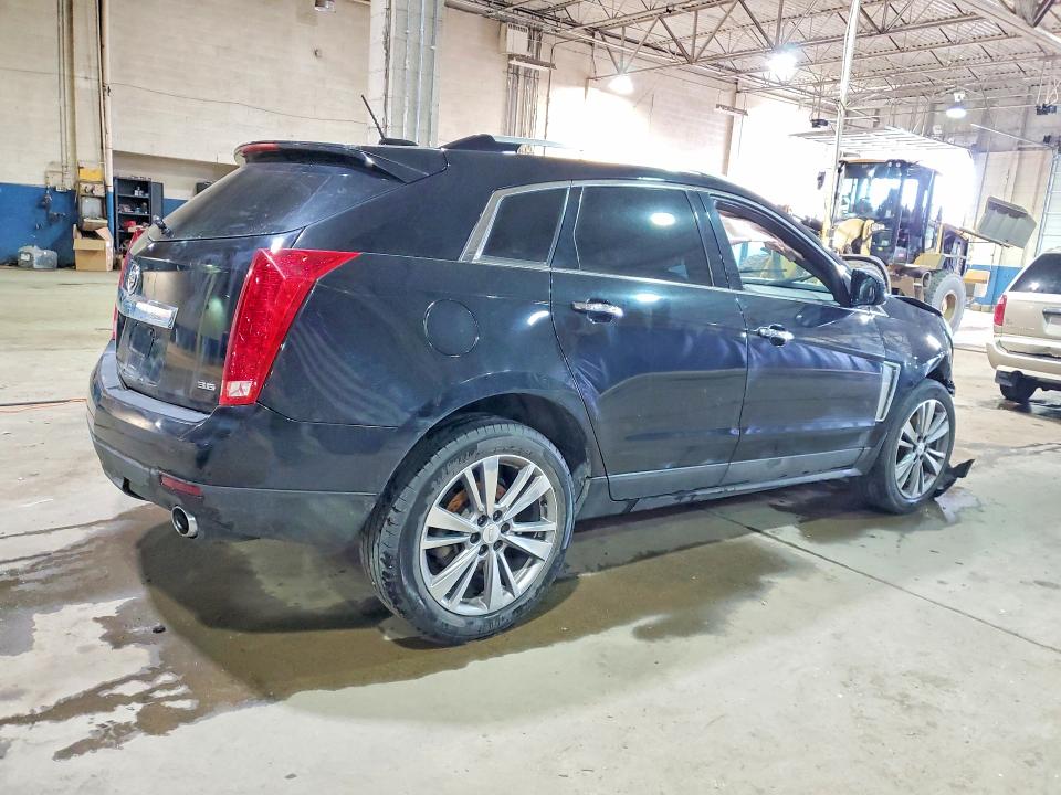 46267656 :رقم المزاد ، 3GYFNEE32GS560532 vin ، 2016 Cadillac Srx مزاد بيع