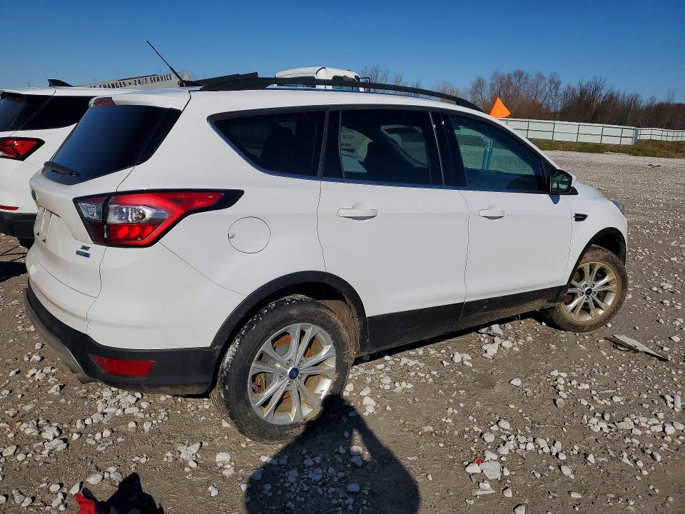 Aukcja sprzedaży 2018 Ford Escape, vin: 1FMCU9GDXJUC47627, numer aukcji: 45642676