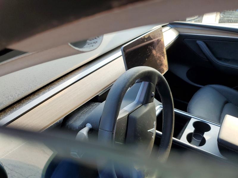 41699716 :رقم المزاد ، 7SAYGDEE9PF979056 vin ، 2023 Tesla Model Y مزاد بيع