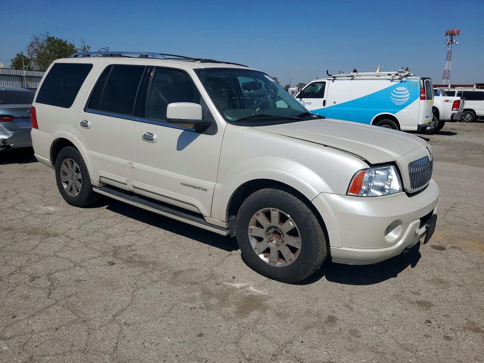 Продаж на аукціоні авто 2004 Lincoln Townhouse Navigator, vin: 5LMFU27R34LJ37915, номер лоту: 46687816