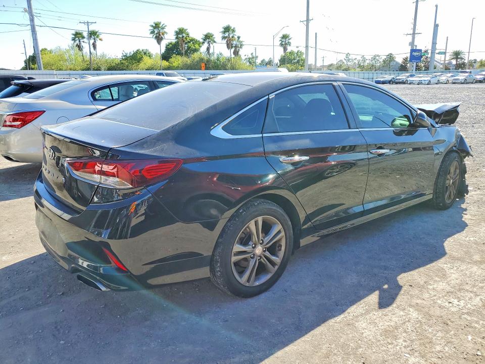 46543226 :رقم المزاد ، 5NPE34AF8JH634135 vin ، 2018 Hyundai Sonata مزاد بيع