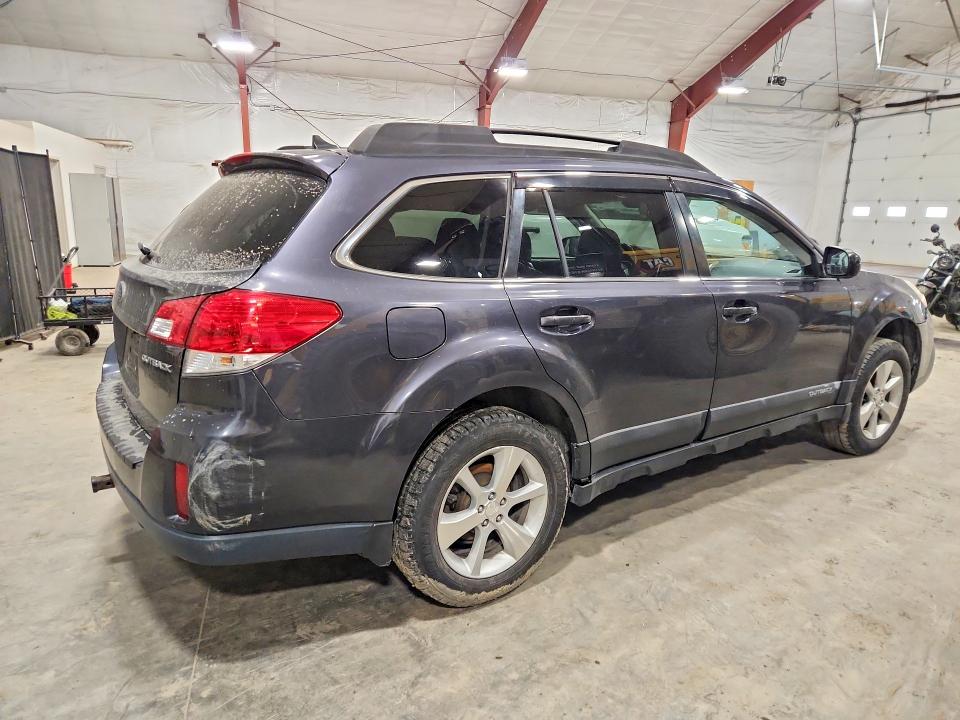 2013 Subaru Outback მანქანა იყიდება აუქციონზე, vin: 4S4BRCPC5D3255985, აუქციონის ნომერი: 46585426