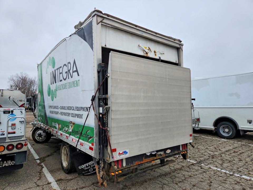 78040905 :رقم المزاد ، 54DE5W1LXNSR03069 vin ، 2022 Isuzu Nrr مزاد بيع