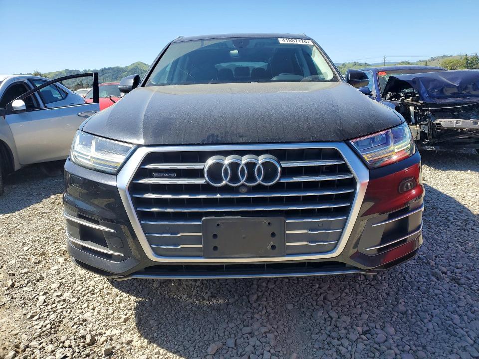 Продажа на аукционе авто 2019 Audi Q7, vin: WA1LHAF74KD040121, номер лота: 41657126