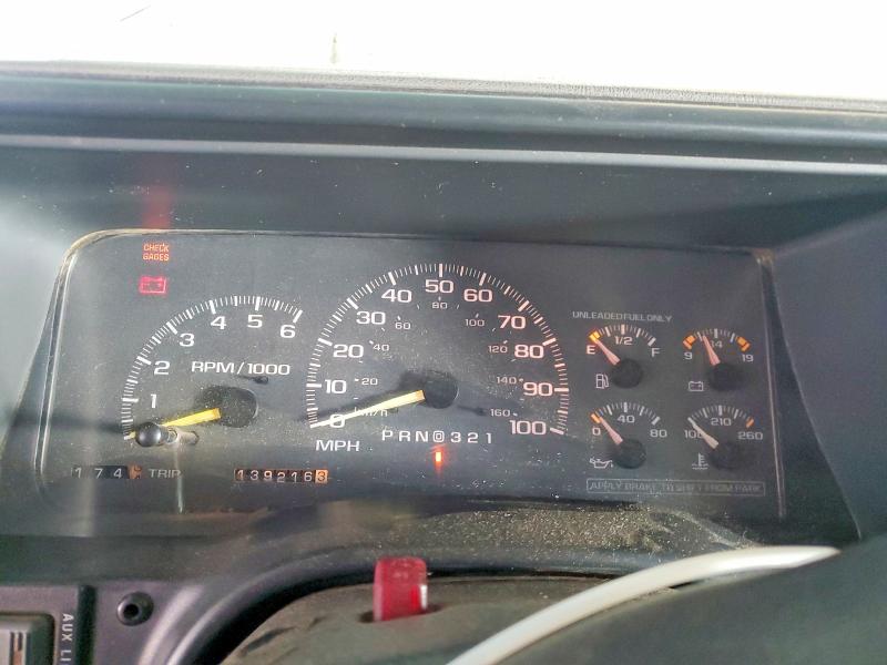 1998 Gmc Sierra მანქანა იყიდება აუქციონზე, vin: 1GTEC14W9WZ541473, აუქციონის ნომერი: 79684015