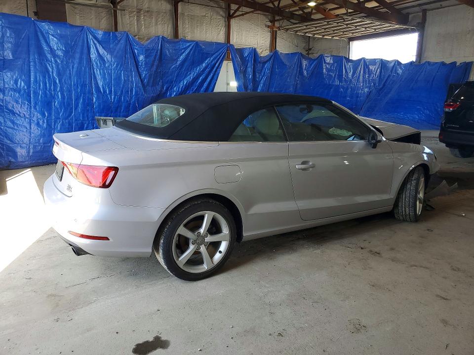 46099136 :رقم المزاد ، WAU7FLFF0F1111125 vin ، 2015 Audi A3 مزاد بيع
