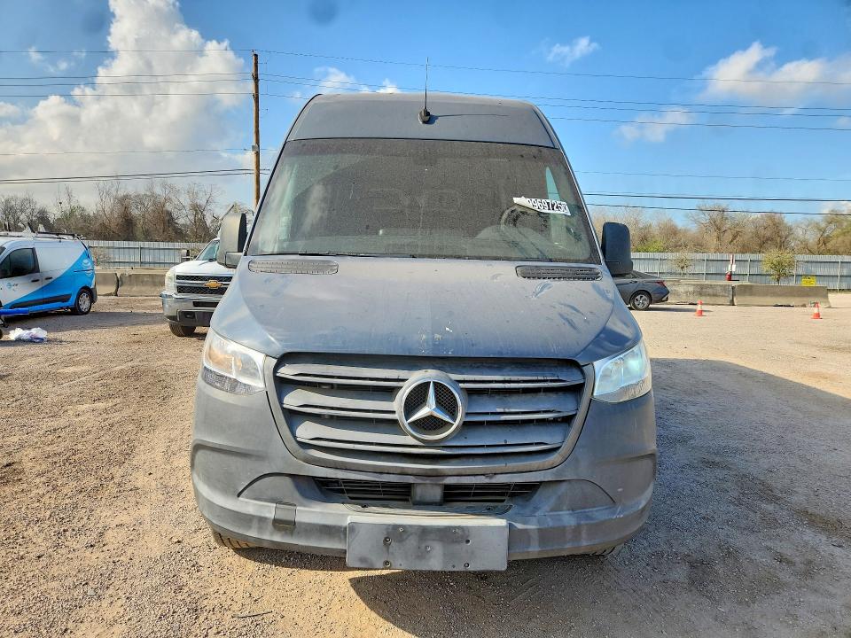 2019 Mercedes-benz Sprinter მანქანა იყიდება აუქციონზე, vin: WD4PF1CD6KP135632, აუქციონის ნომერი: 79969725