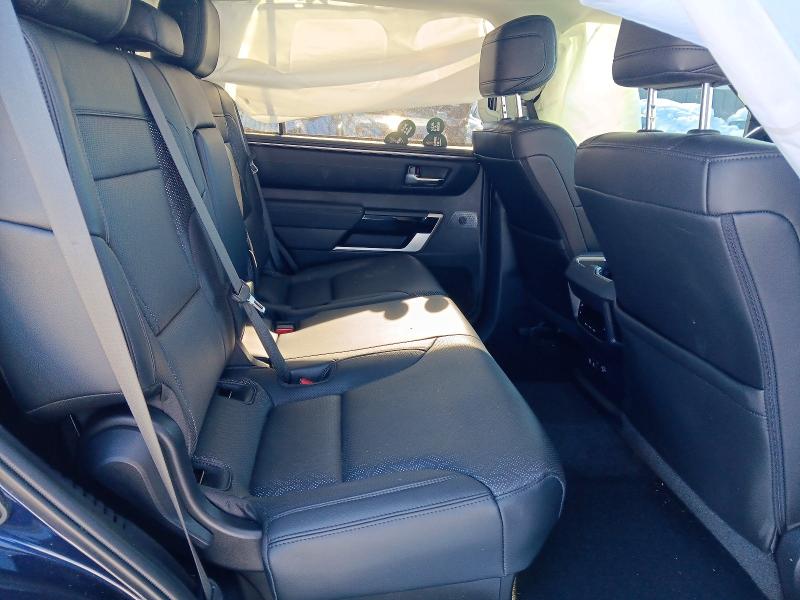 Продажа на аукционе авто 2023 Toyota Sequoia, vin: 7SVAAABA9PX017335, номер лота: 47270006