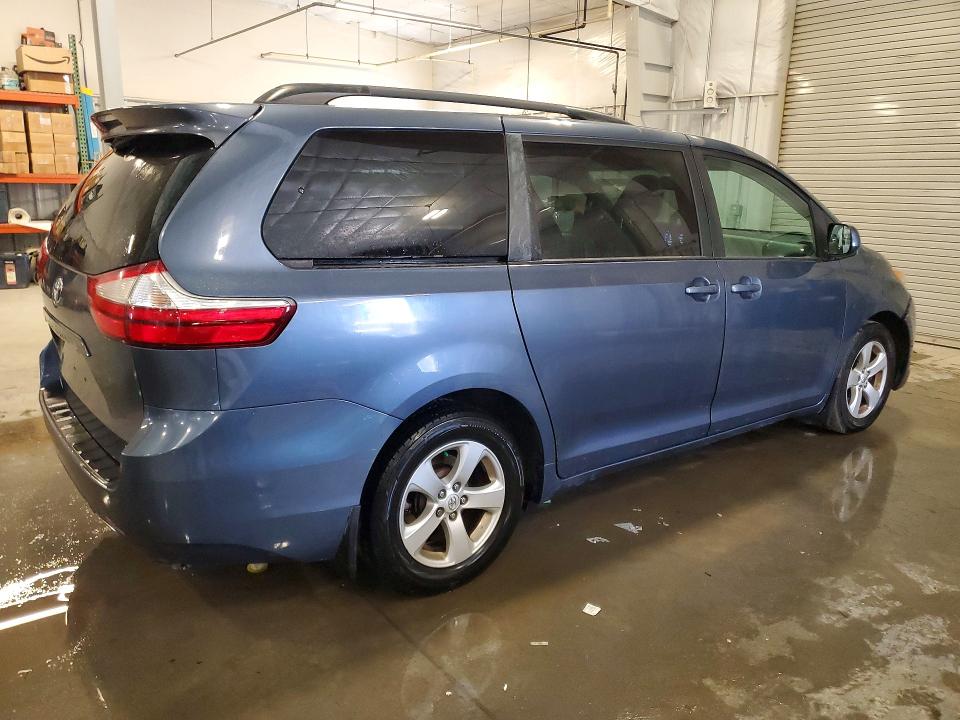 Продажа на аукционе авто 2015 Toyota Sienna, vin: 5TDKK3DC2FS579121, номер лота: 47480616