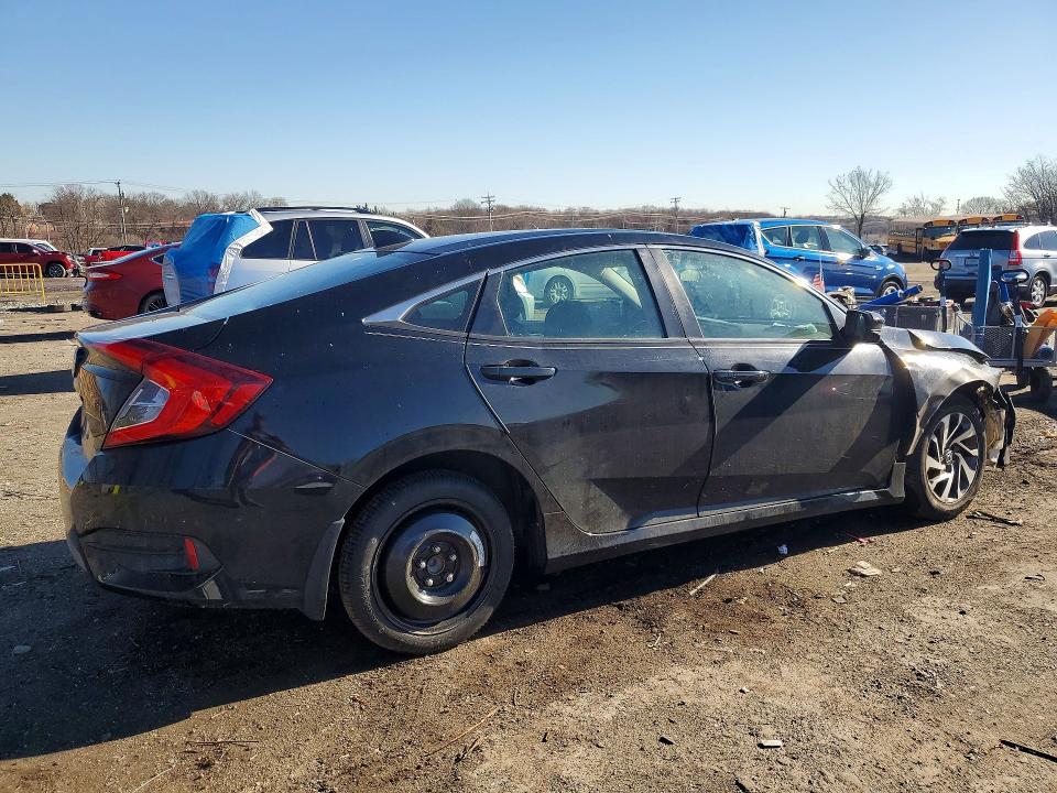 Продаж на аукціоні авто 2018 Honda Civic, vin: 2HGFC2F75JH598960, номер лоту: 41717096