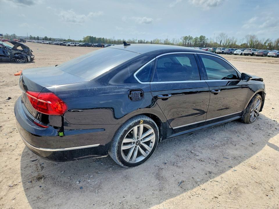 Продаж на аукціоні авто 2016 Volkswagen Passat, vin: 1VWCT7A32GC028779, номер лоту: 41651006