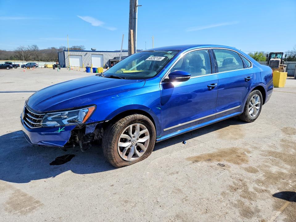46282136 :رقم المزاد ، 1VWAT7A35HC022340 vin ، 2017 Volkswagen Passat مزاد بيع