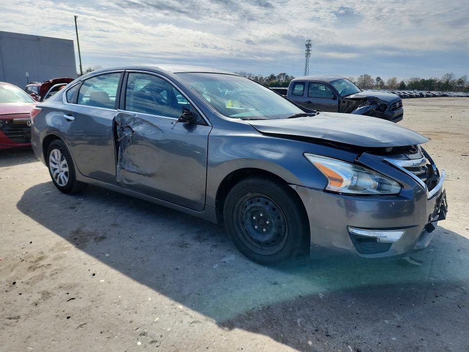 Продажа на аукционе авто 2015 Nissan Altima, vin: 1N4AL3AP1FN887716, номер лота: 47008716