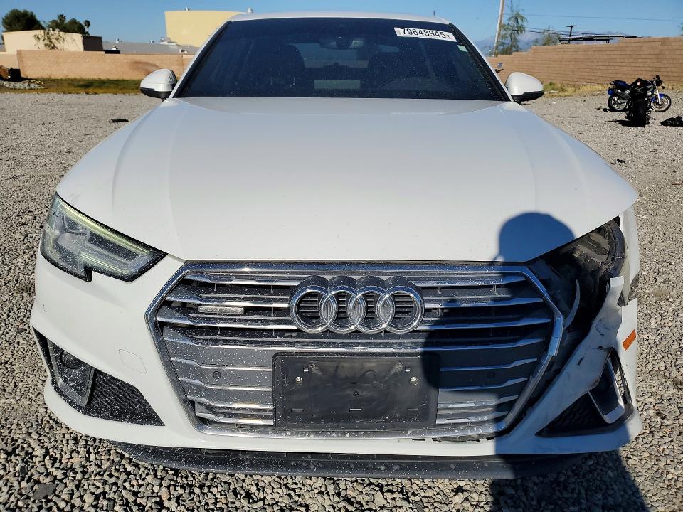 Продажа на аукционе авто 2019 Audi A4, vin: WAUENAF46KN012793, номер лота: 79648945