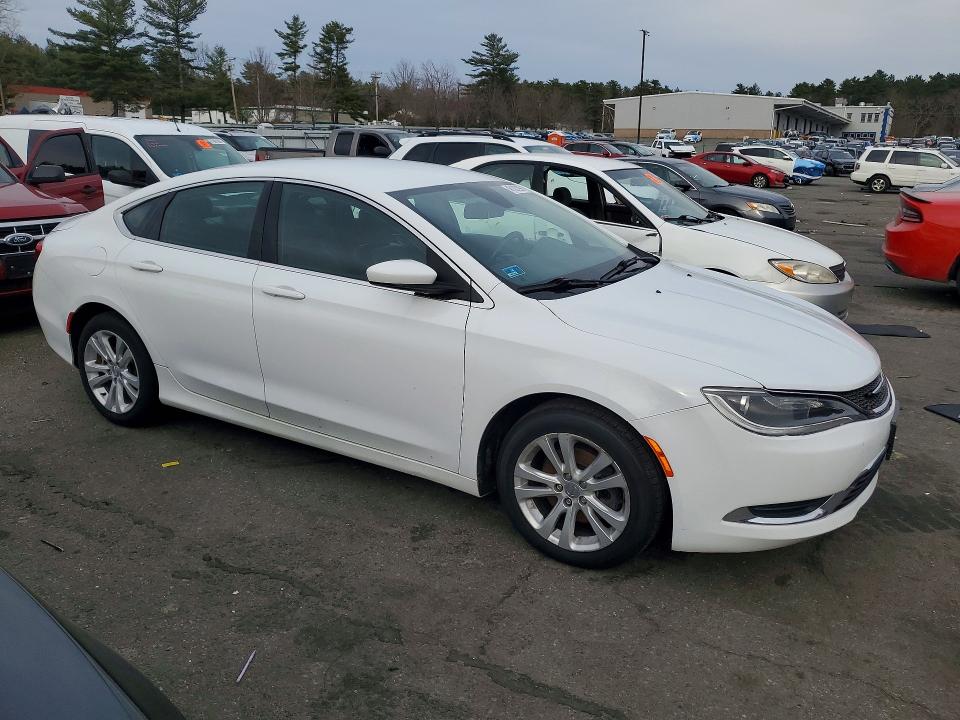Продаж на аукціоні авто 2015 Chrysler 200, vin: 1C3CCCAB7FN558904, номер лоту: 46107296