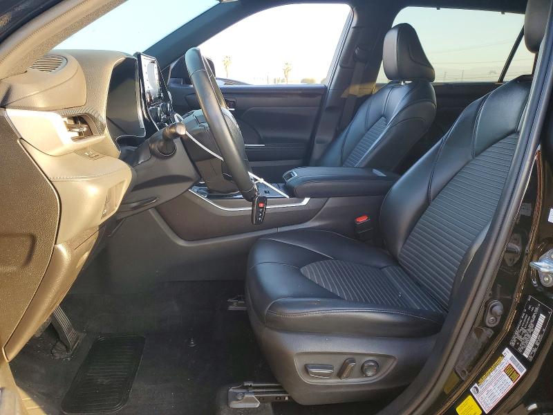 Продажа на аукционе авто 2022 Toyota Highlander, vin: 5TDLZRAH7NS133337, номер лота: 47130616
