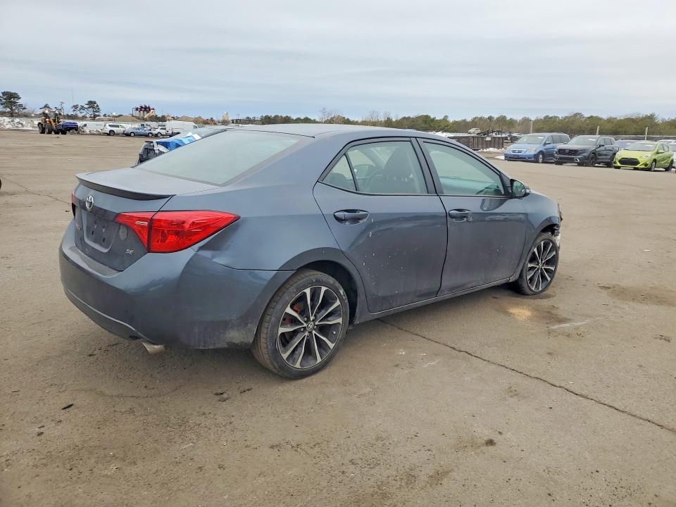 2018 Toyota Corolla მანქანა იყიდება აუქციონზე, vin: 2T1BURHE4JC025492, აუქციონის ნომერი: 79206295
