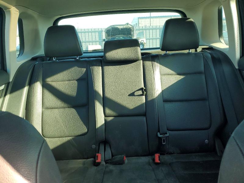 47407706 :رقم المزاد ، WVGJV7AX3FW519314 vin ، 2015 Volkswagen Tiguan مزاد بيع