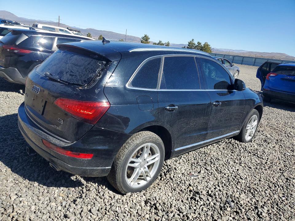 79055545 :رقم المزاد ، WA1CMAFP3FA093895 vin ، 2015 Audi Q5 مزاد بيع