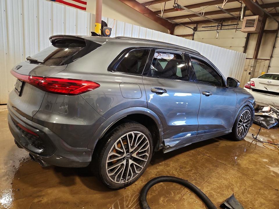 Продаж на аукціоні авто 2025 Audi Sq5, vin: WA125AGUXS2070938, номер лоту: 46574366