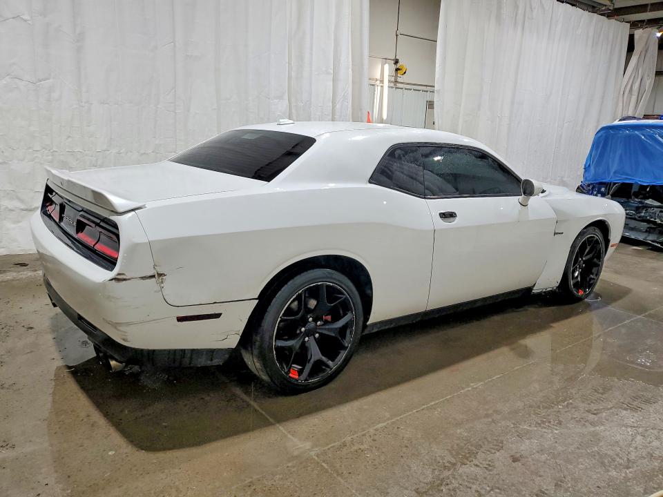 47843306 :رقم المزاد ، 2C3CDZBT4FH906271 vin ، 2015 Dodge Challenger مزاد بيع