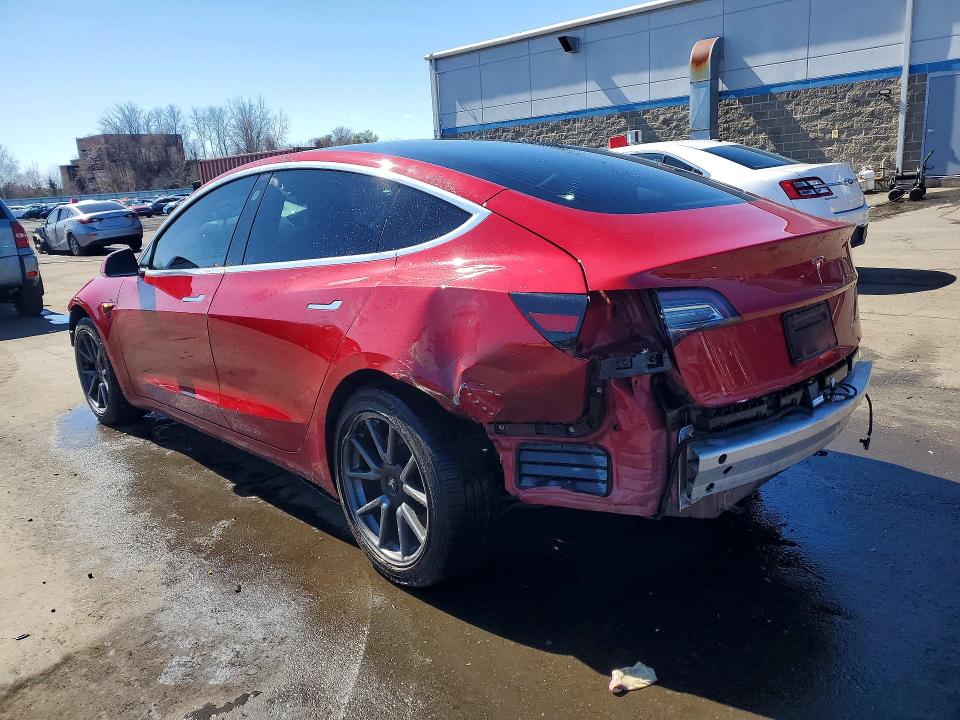 46809486 :رقم المزاد ، 5YJ3E1EB6KF452358 vin ، 2019 Tesla Model 3 مزاد بيع