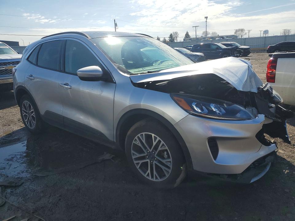 2020 Ford Escape მანქანა იყიდება აუქციონზე, vin: 1FMCU9H90LUB00018, აუქციონის ნომერი: 46501026