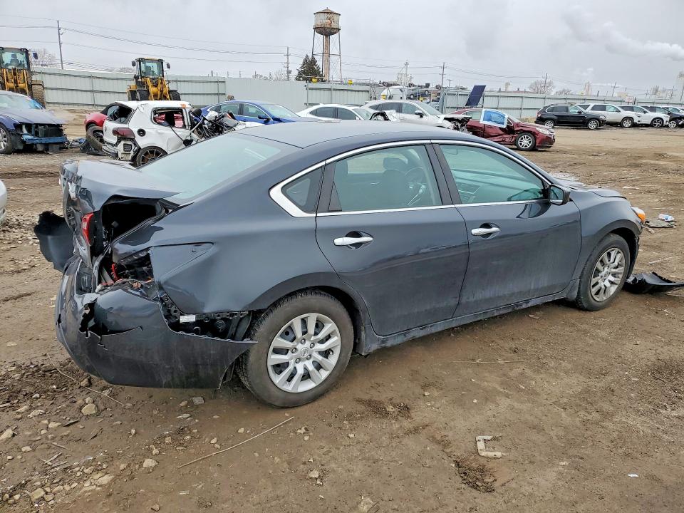 2017 Nissan Altima მანქანა იყიდება აუქციონზე, vin: 1N4AL3AP6HC109555, აუქციონის ნომერი: 42025526