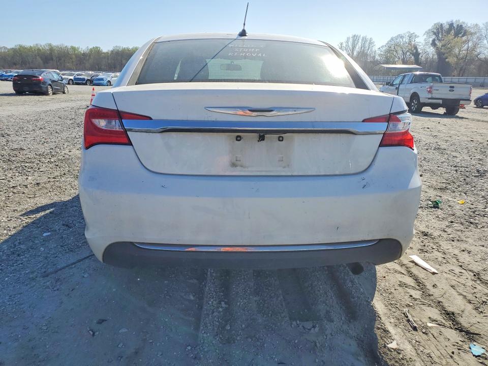 Продажа на аукционе авто 2013 Chrysler 200, vin: 1C3CCBBB8DN694139, номер лота: 46469636
