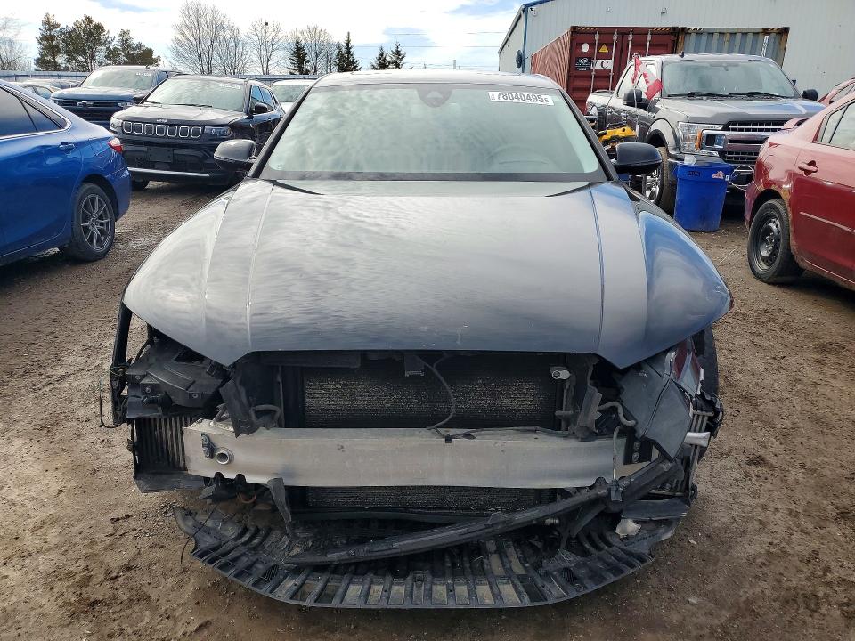 78040495 :رقم المزاد ، WAUJMAFD3FN000835 vin ، 2015 Audi A8 مزاد بيع