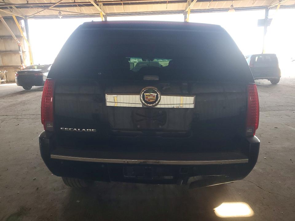 2007 Cadillac Escalade მანქანა იყიდება აუქციონზე, vin: 1GYFK638X7R124818, აუქციონის ნომერი: 47741946