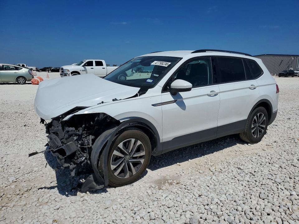 Продажа на аукционе авто 2024 Volkswagen Tiguan, vin: 3VVRB7AX7RM015404, номер лота: 47798236