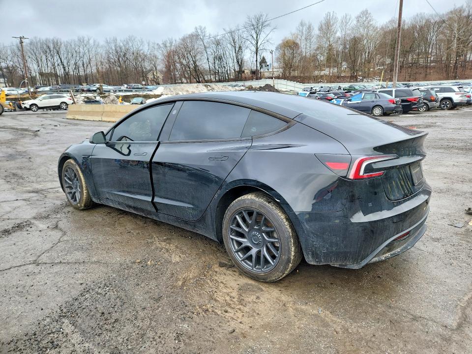 79400325 :رقم المزاد ، 5YJ3E1EB9SF909440 vin ، 2025 Tesla Model 3 مزاد بيع