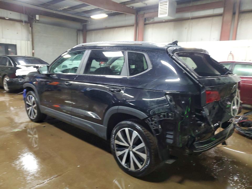 Продажа на аукционе авто 2022 Volkswagen Taos, vin: 3VVTX7B24NM066802, номер лота: 79653625